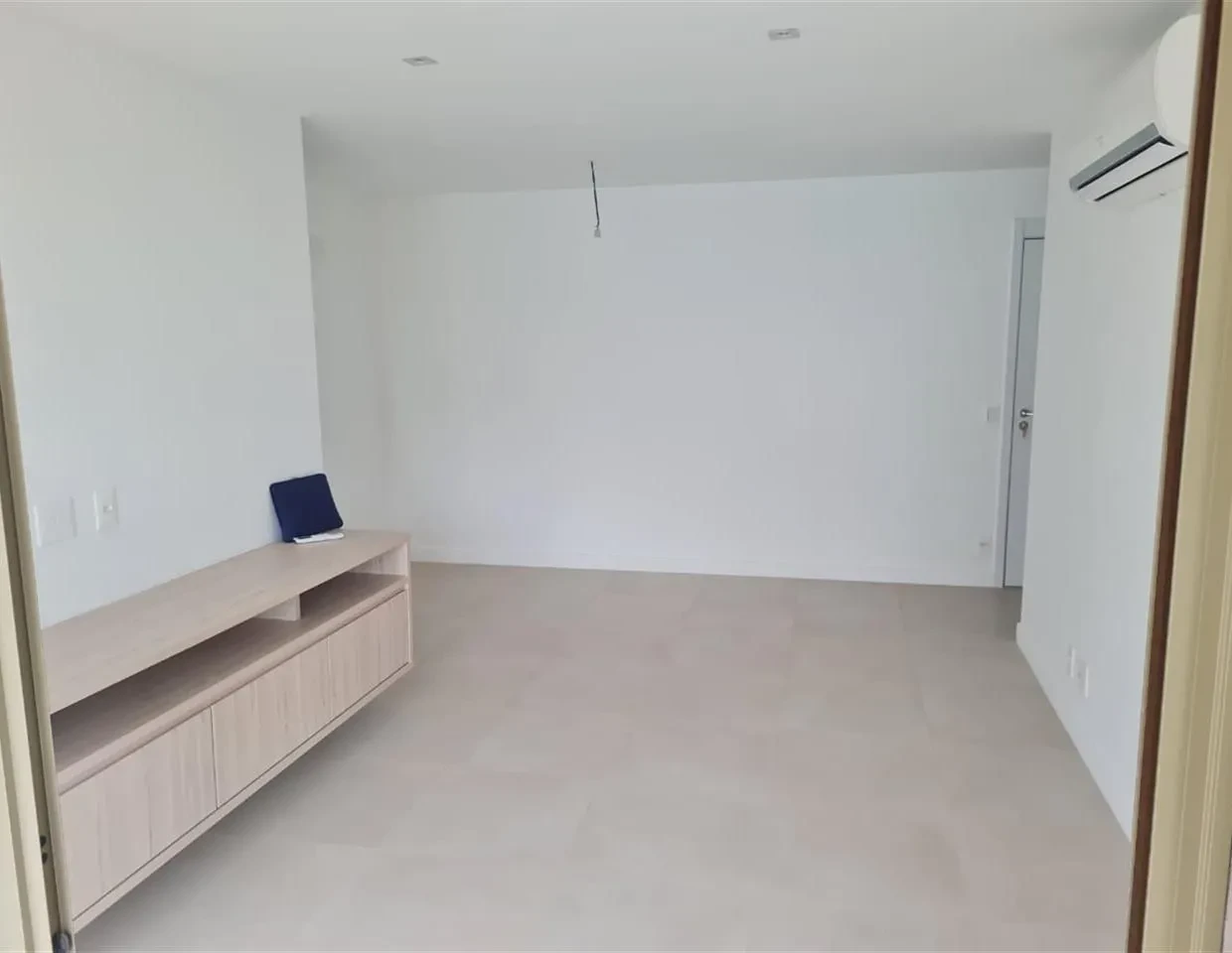 Imagem Apartamento com 3 Quartos para Alugar, 120 m² em Barra da Tijuca - Rio de Janeiro