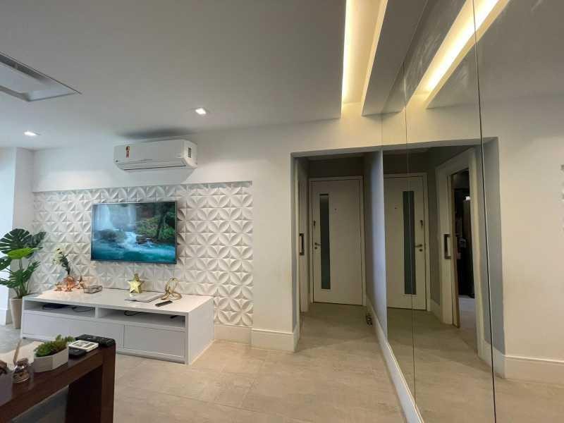 Imagem Apartamento com 2 Quartos à Venda, 104 m²em Camboinhas - Niterói