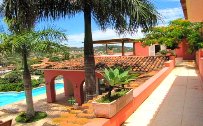 Imagem Casa com 6 Quartos à Venda, 650 m² em Ferradura - Armação dos Búzios