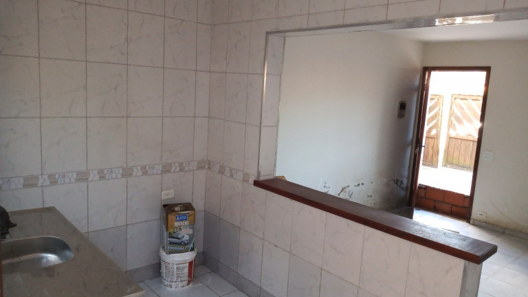 Imagem Casa com 2 Quartos à Venda, 50 m² em Jd. Umuarama - Itanhaém