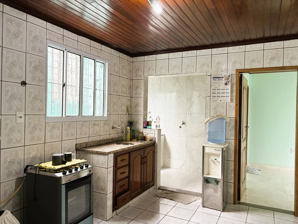 Foto do imóvel: Casa com 3 Quartos à Venda, 131 m² em Flores - Manaus