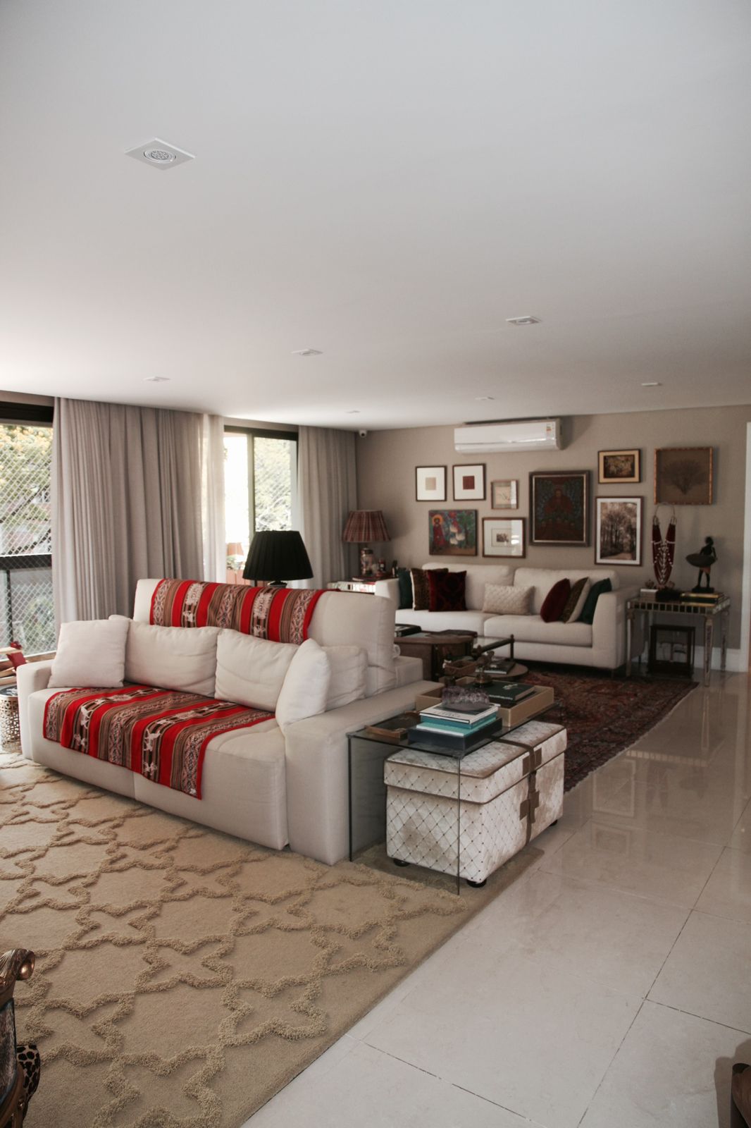 Imagem Apartamento com 3 Quartos à Venda, 240 m²em Campo Belo - São Paulo