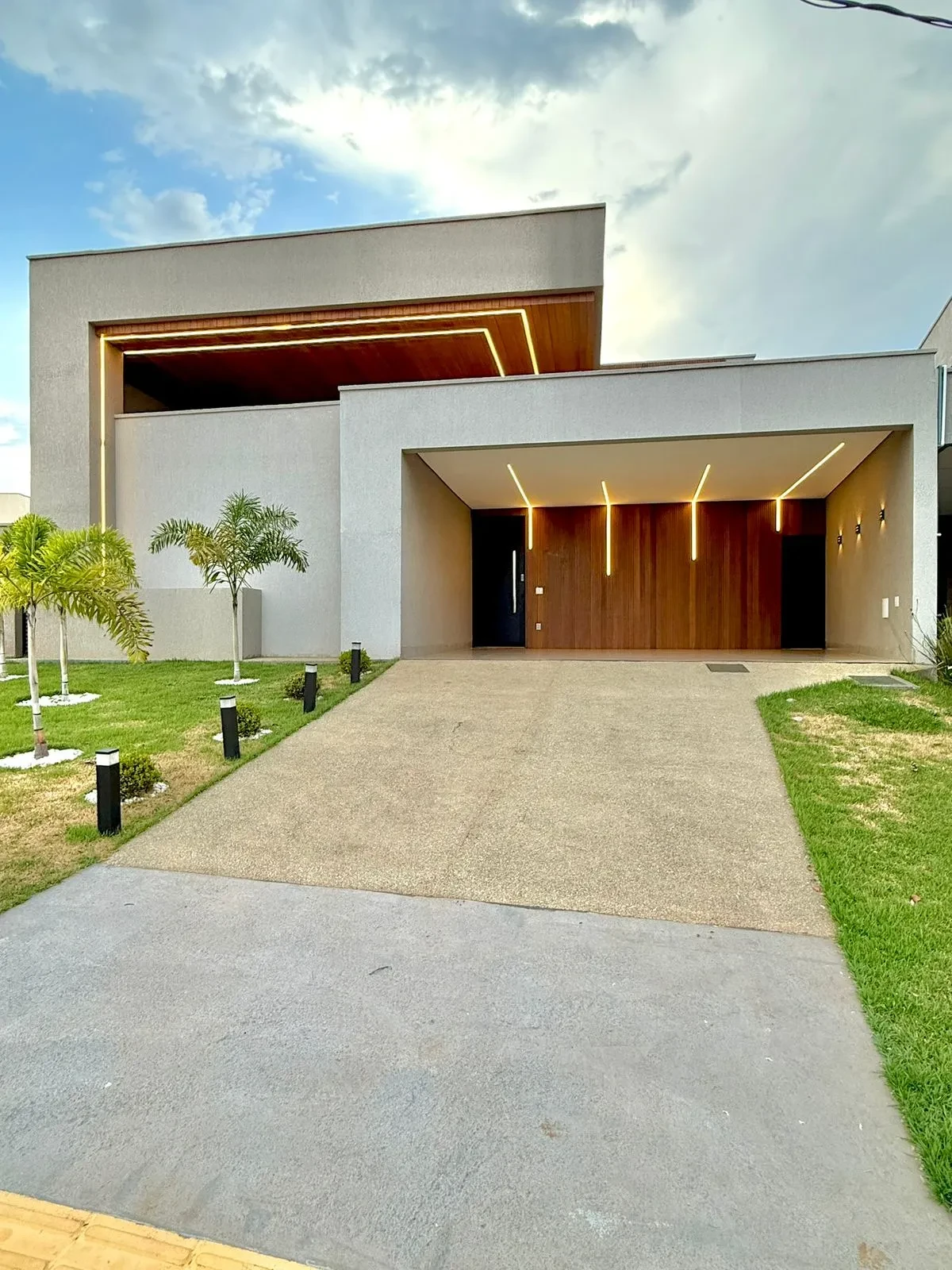 Imagem Casa de Condomínio com 4 Quartos à Venda, 186 metro em Terras Alpha Residencial 2 - Senador Canedo