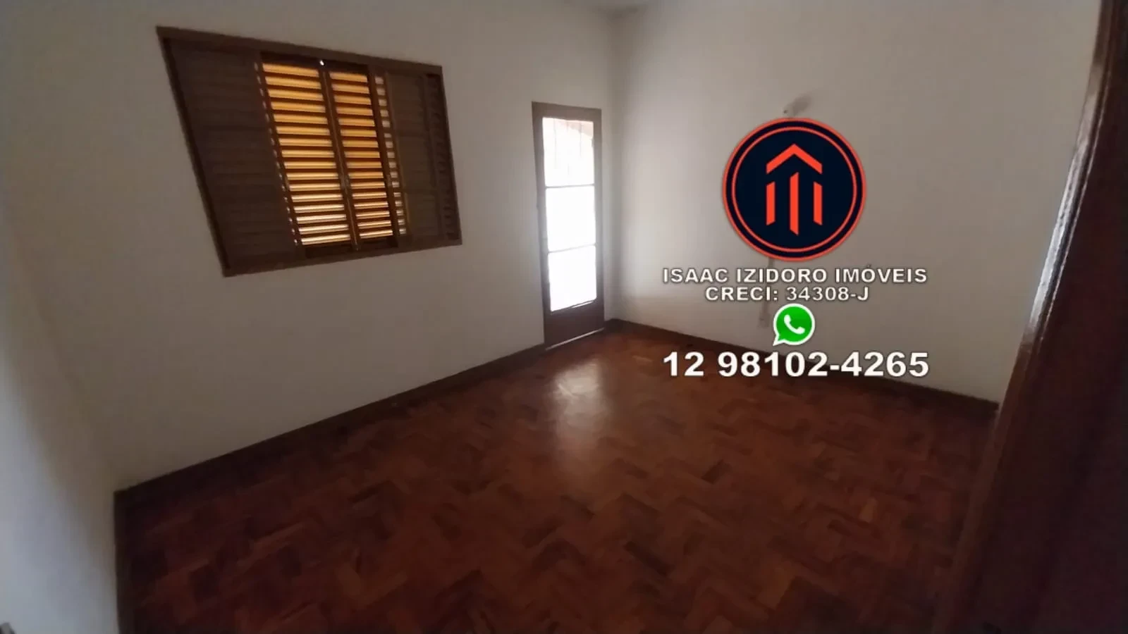 Imagem Casa com 3 Quartos à Venda, 300 m² em Jardim Ícaro - Guaratinguetá