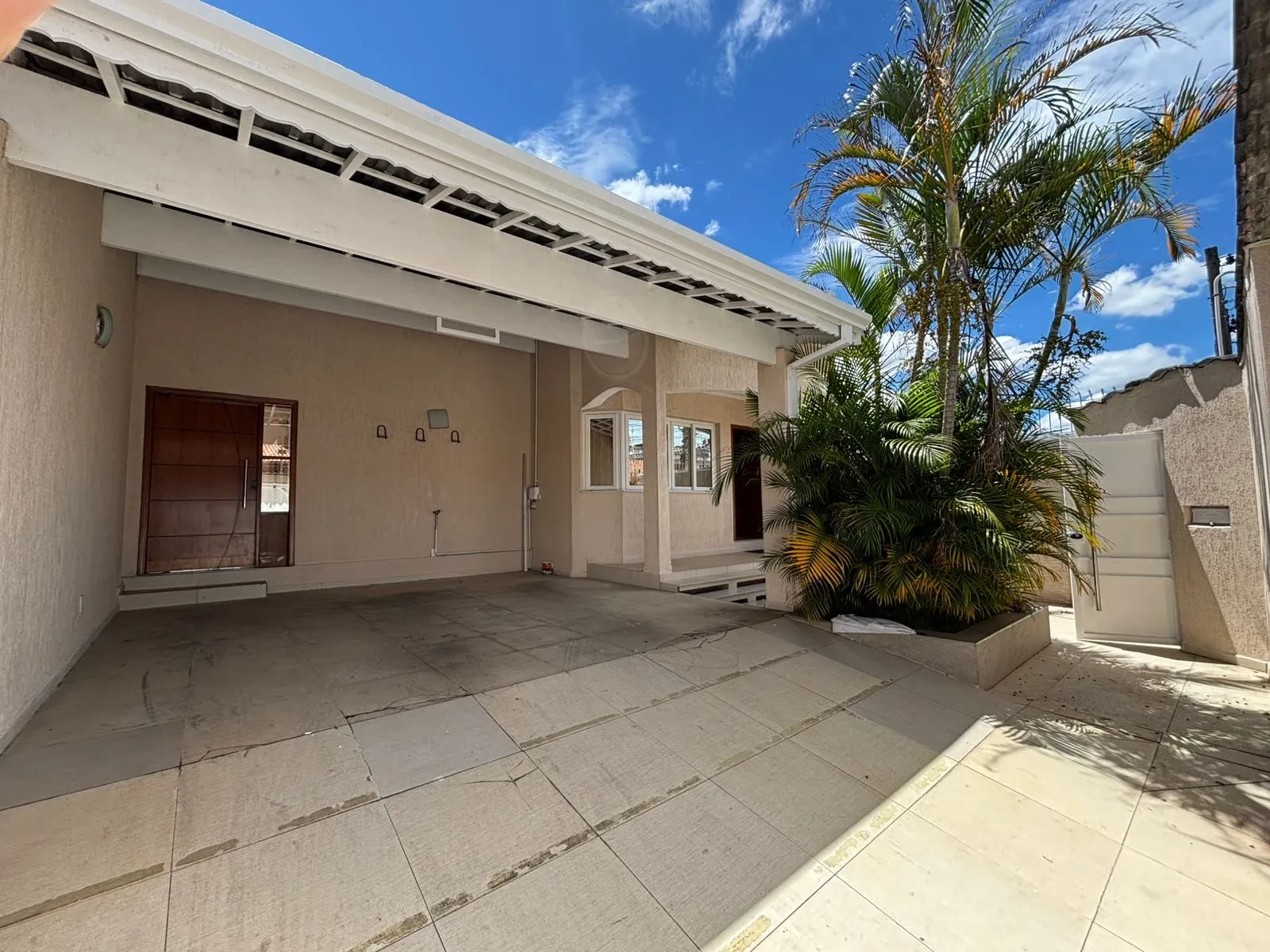 Imagem Casa com 3 Quartos à Venda, 220 metros em Jardim Universo - Mogi das Cruzes
