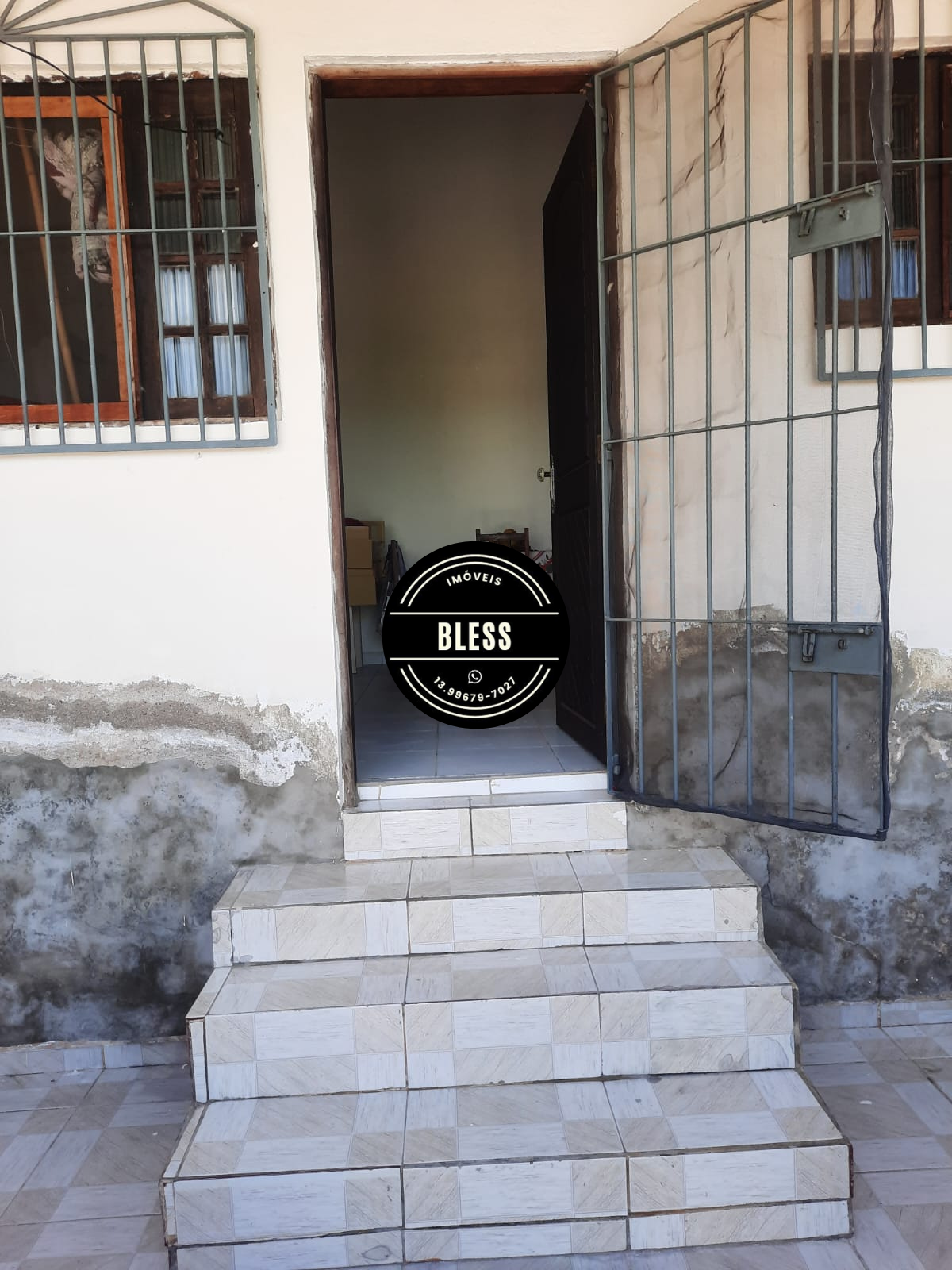 Imagem Casa com 1 Quarto à Venda, 300 m²em Peruíbe - PERUIBE