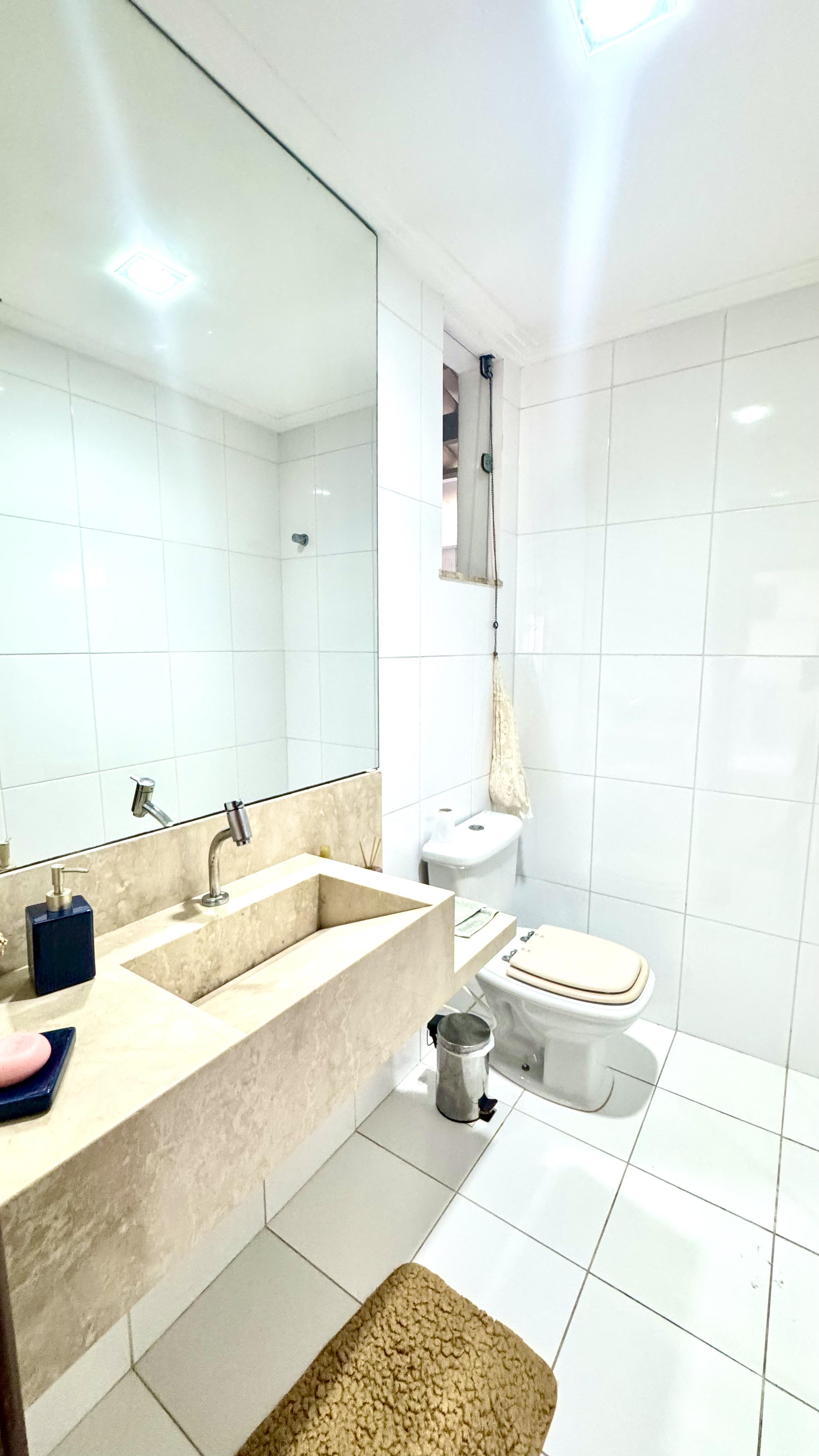 Imagem Casa de Condomínio com 5 Quartos à Venda, 320 m² em Buraquinho - Lauro de Freitas