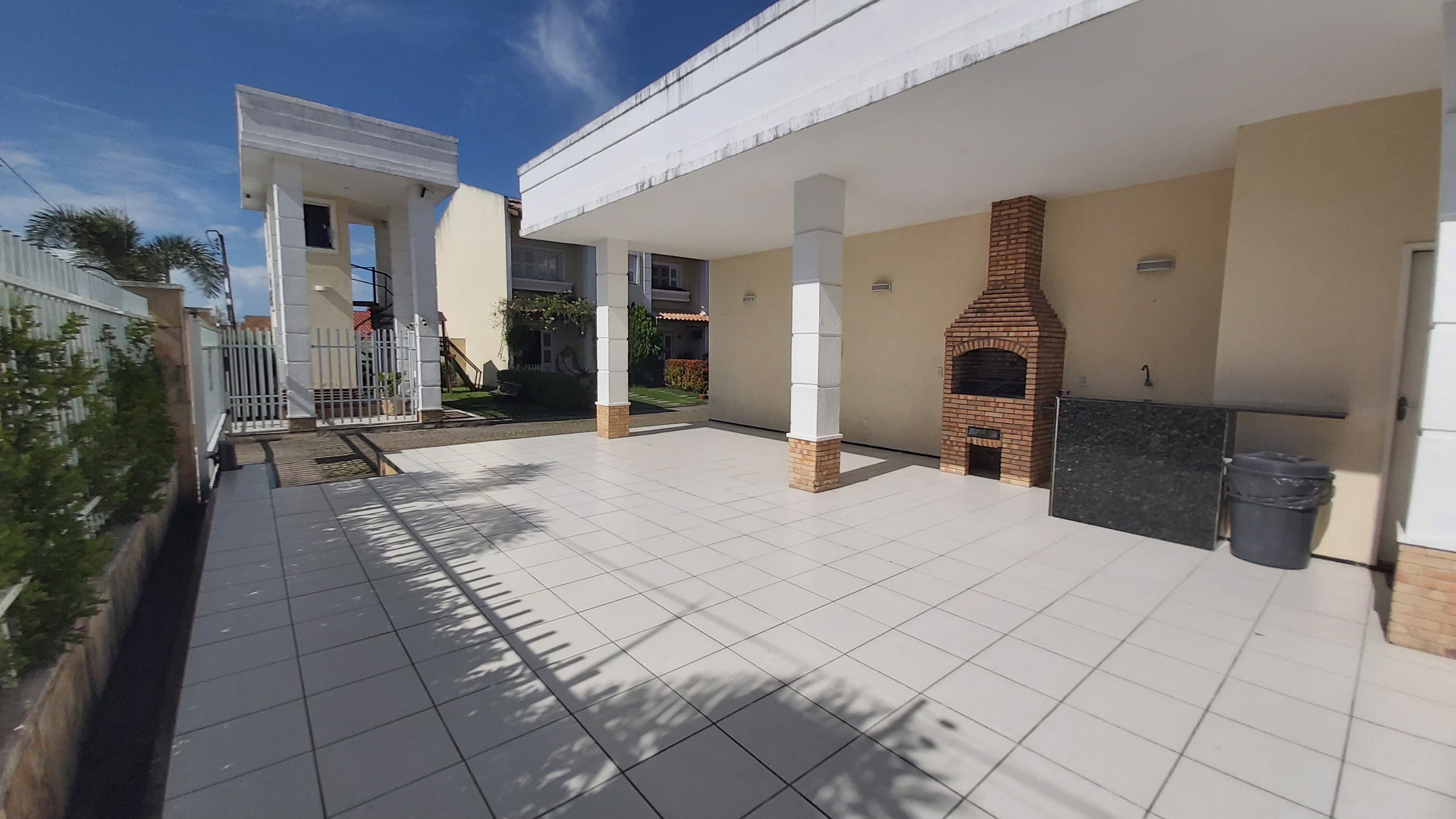 Imagem Casa de Condomínio com 3 Quartos à Venda, 131 m² em Engenheiro Luciano Cavalcante - Fortaleza