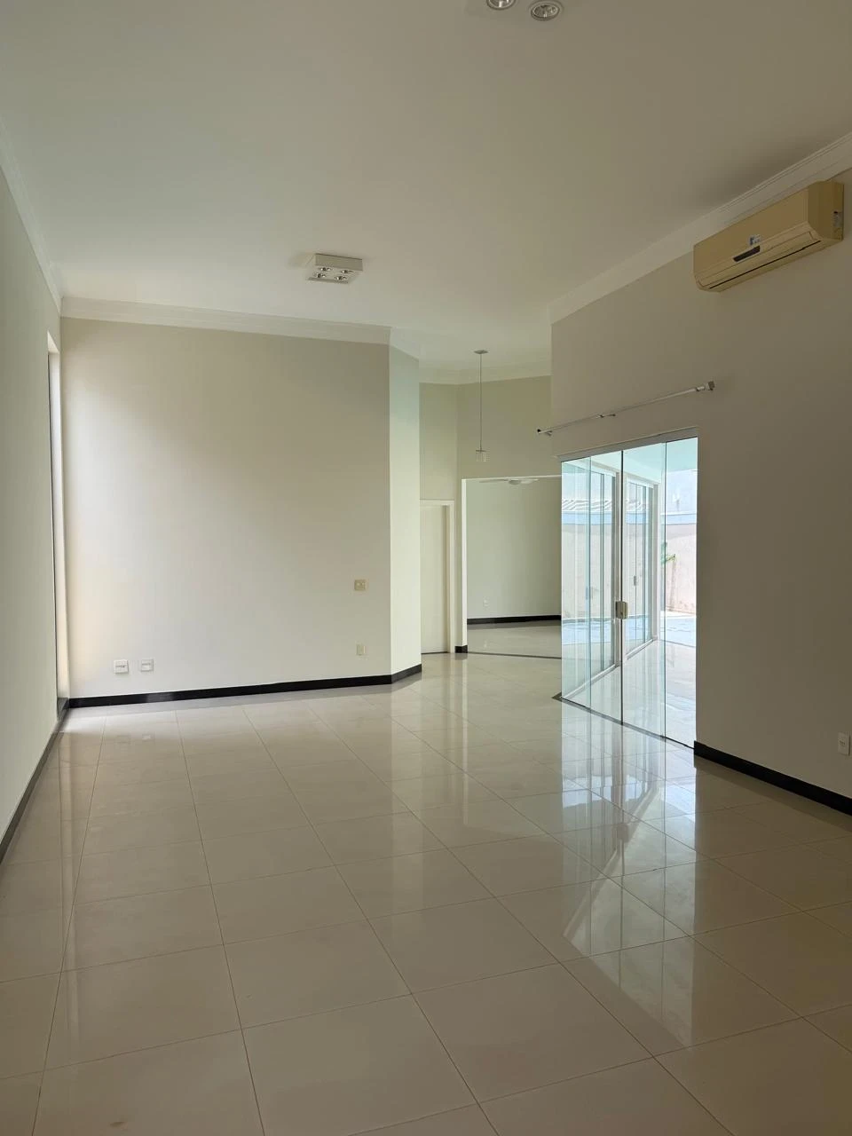 Foto do imóvel: Casa de Condomínio com 4 Quartos à Venda, 262 m² em Residencial Marcia - São José do Rio Preto