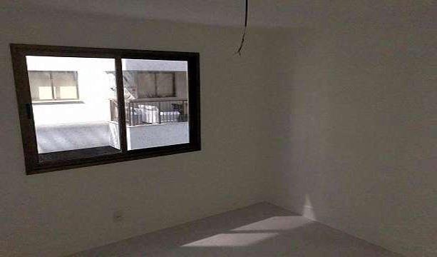 Imagem Apartamento com 4 Quartos à Venda, 173 m²em Charitas - Niterói