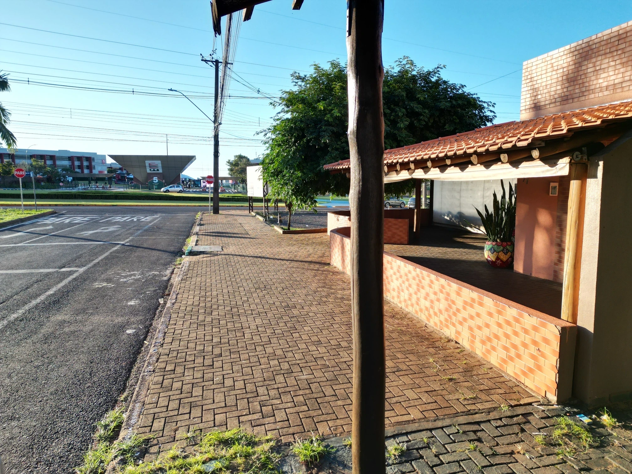 Foto do imóvel: Sala Comercial à Venda, 200 m² em FAG - Cascavel
