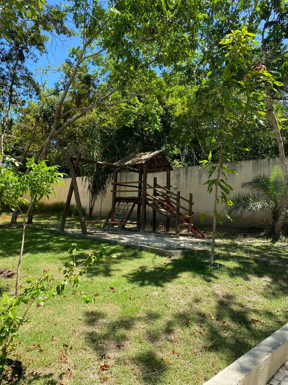 Imagem Casa em Condomínio à venda em Praia do Forte - Açu da Torre - Condomínio fechado com piscina e academia