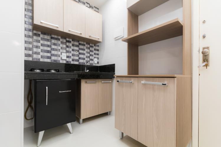 Imagem Apartamento com 1 Quarto à Venda ou Temporada, 45 m²em Copacabana - Rio de Janeiro