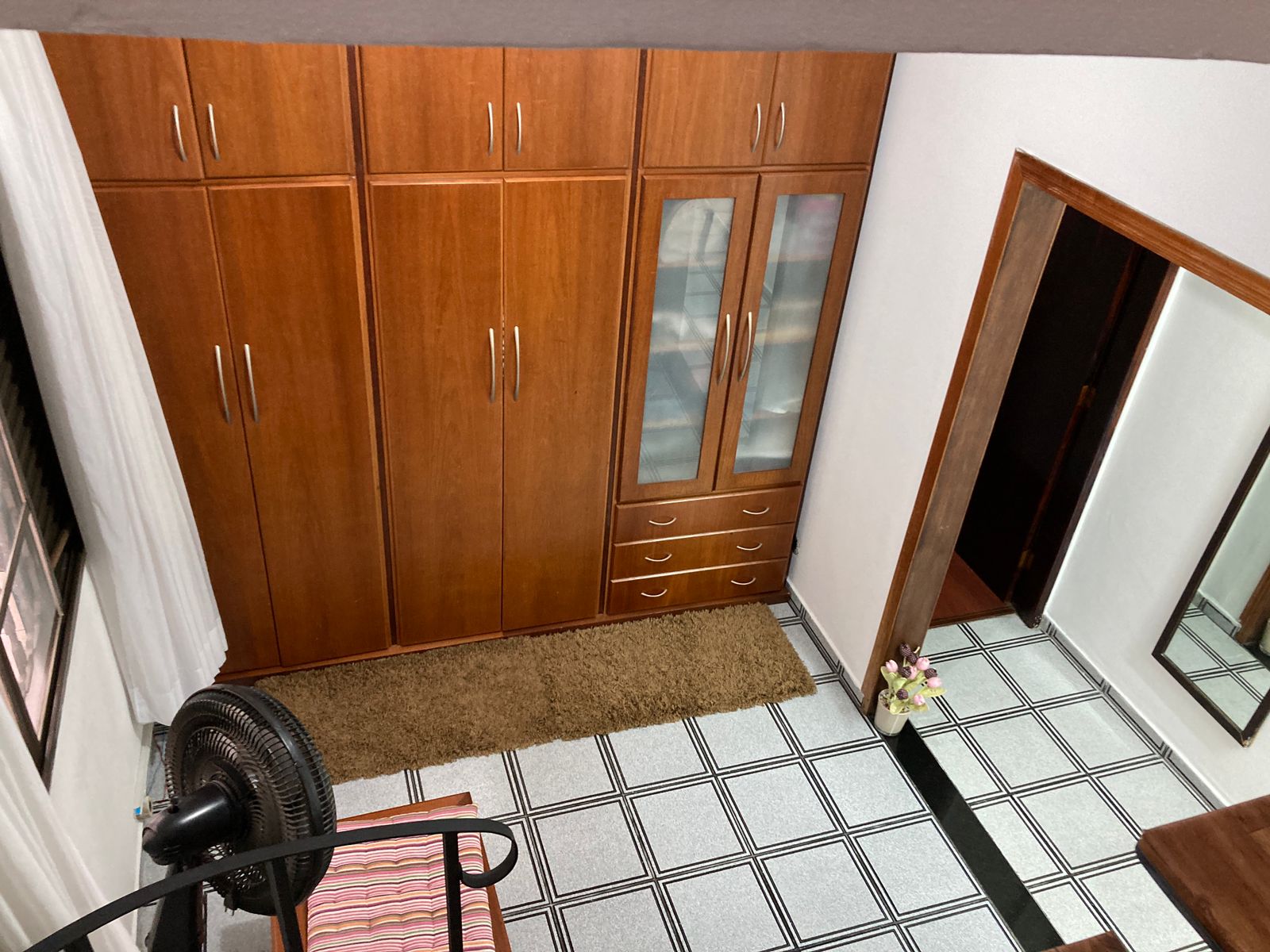 Imagem Sobrado com 4 Quartos à Venda, 228 m²em Piraporinha - Diadema