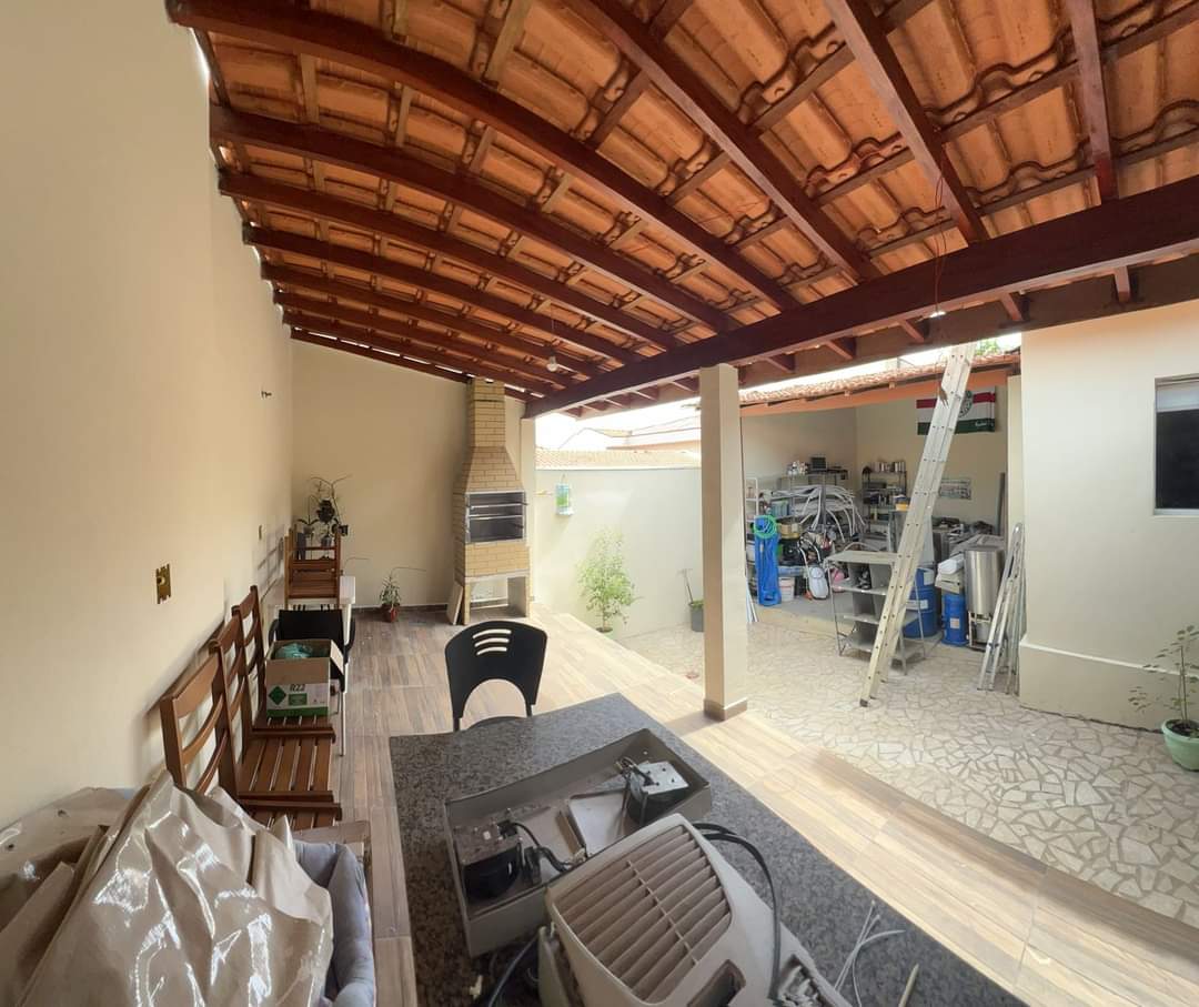 Foto do imóvel: Casa com 2 Quartos à Venda, 168 m²em Vila Santo Antônio - Pedreira