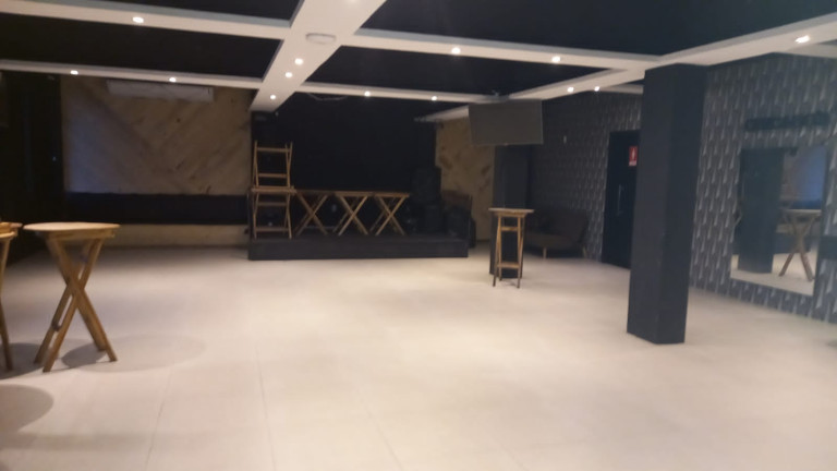 Ponto Comercial à Venda ou Locação,  em Vila Velha - Fortaleza