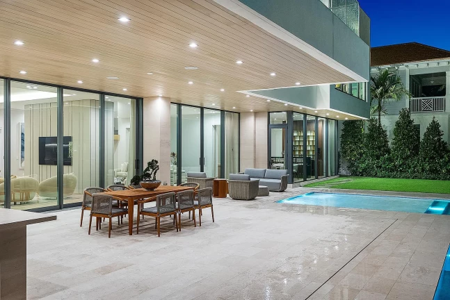 Foto do imóvel: Casa de Condomínio com 6 Quartos à Venda, 890 m² em Alphaville Residencial Um - Barueri