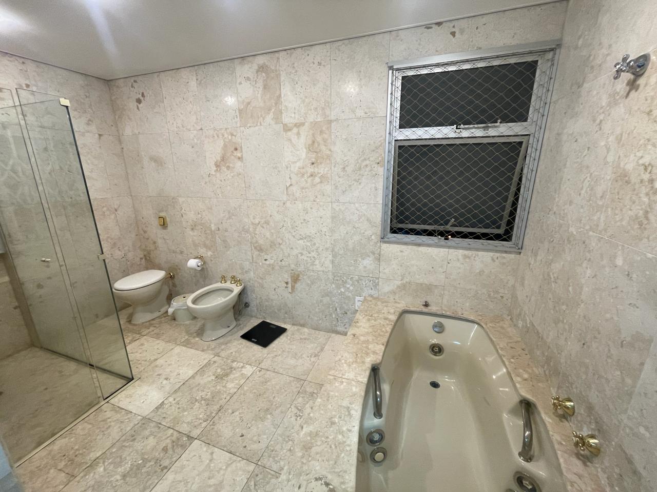 Imagem Apartamento com 4 Quartos à Venda, 224 m²em Centro - Florianópolis