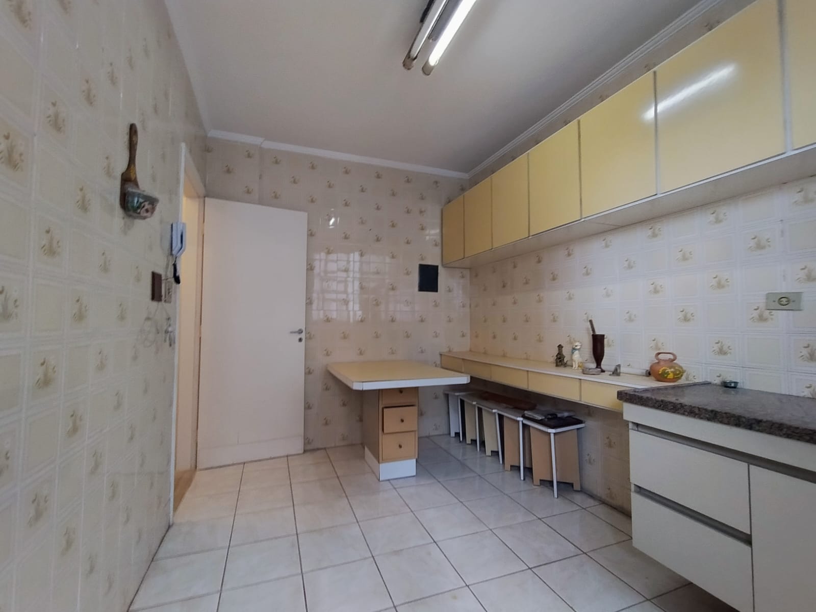 Imagem Kitnet com 1 Quarto à Venda, 38 m² em Tupi - Praia Grande