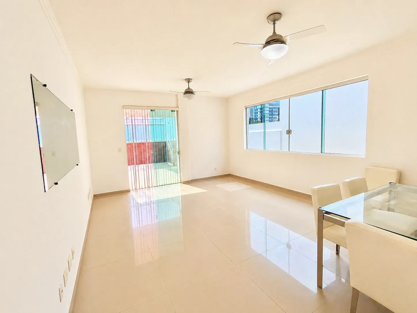 Imagem Casa com 4 Quartos à Venda, 239 m² em Embaré - Santos