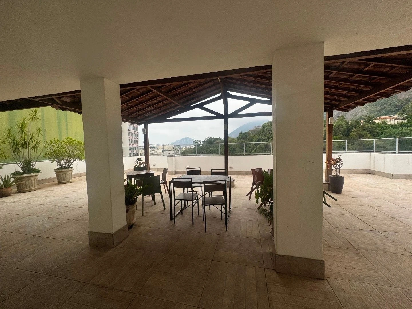 Foto do imóvel: Apartamento com 2 Quartos à Venda, 89 m² em Copacabana - Rio de Janeiro