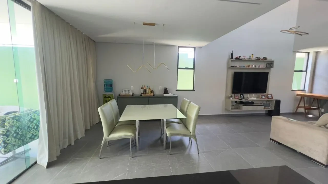 Imagem Casa com 3 Quartos à Venda, 262 m² em Cidade Alpha - Eusébio