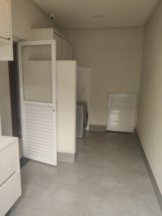 Imagem Casa de Condomínio com 3 Quartos à Venda, 200 m² em Sítios Santa Luzia - Aparecida de Goiânia