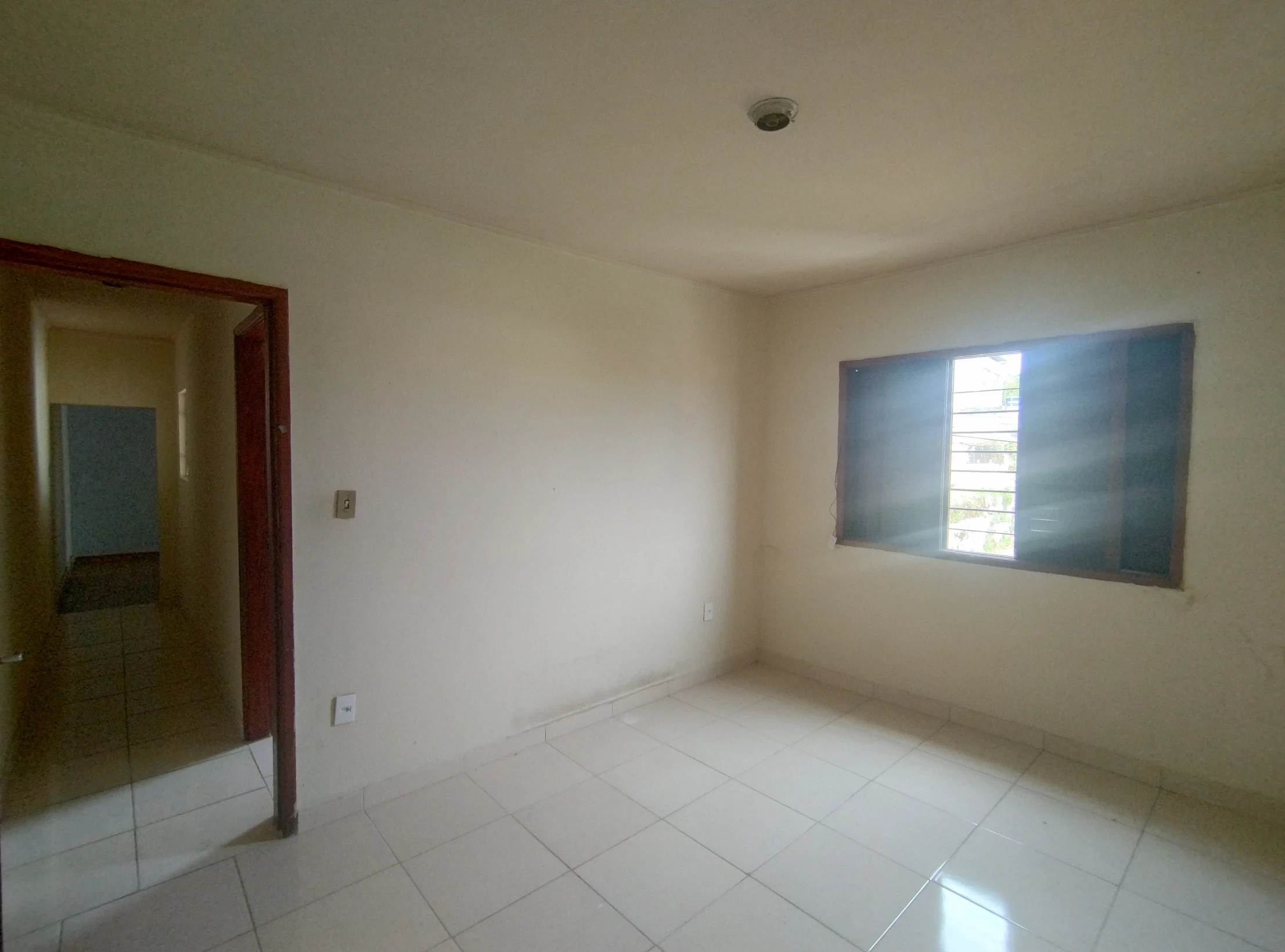 Foto do imóvel: Casa com 2 Quartos para Alugar, 55 m² em Jardim Independência - Jacareí