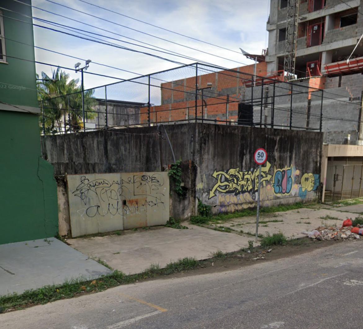 Terreno à Venda, 272 m²em Jurunas - Belém