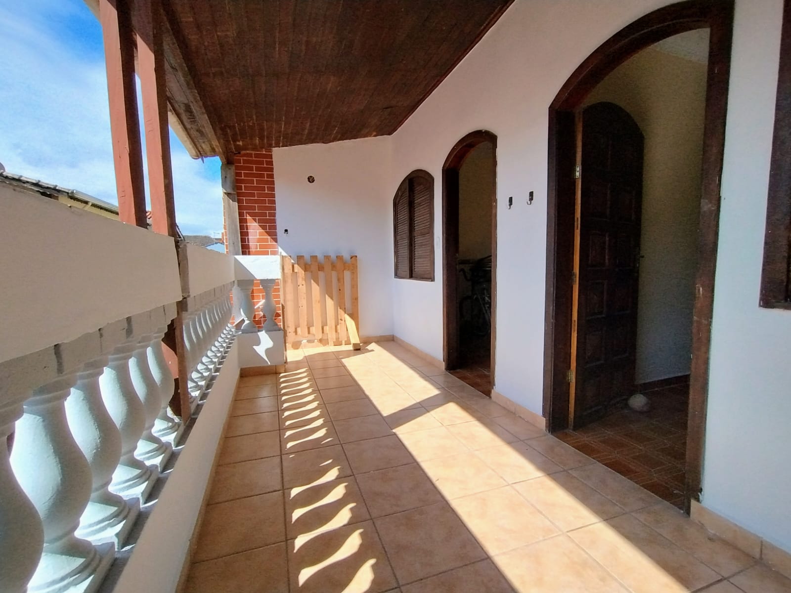 Imagem Casa com 4 Quartos à Venda, 210 m² em Tupi - Praia Grande