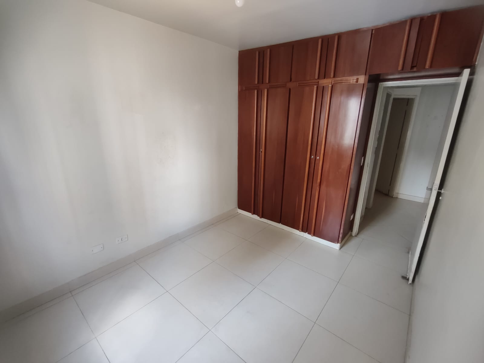 Imagem Apartamento com 2 Quartos à Venda, 65 m²em Setor Bueno - Goiânia