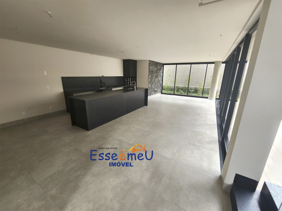 Imagem Casa de Condomínio com 5 Quartos à Venda, 304 m² em Jardins Madri - Goiânia