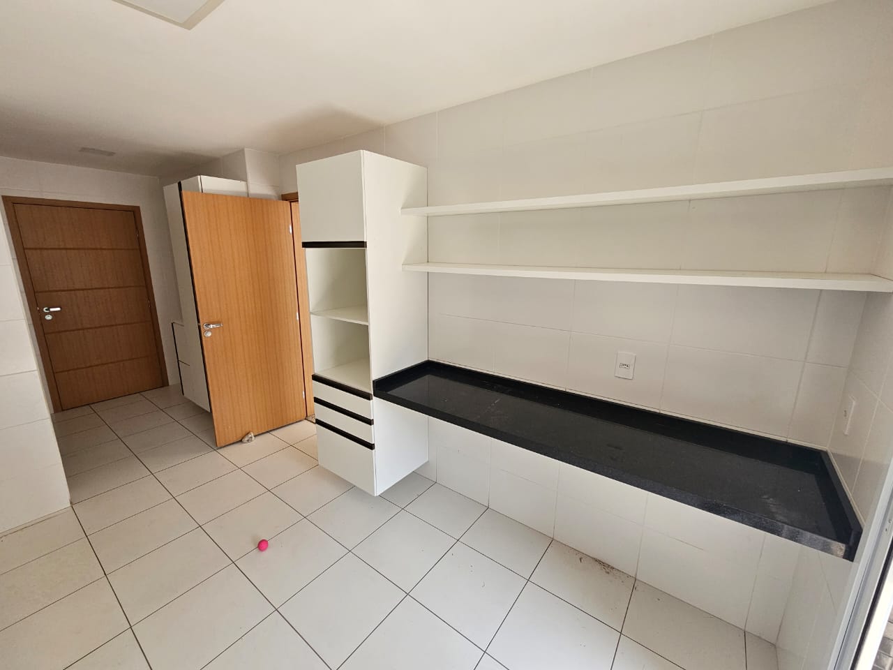 Imagem Apartamento com 3 Quartos à Venda, 143 m² em Umarizal - Belém