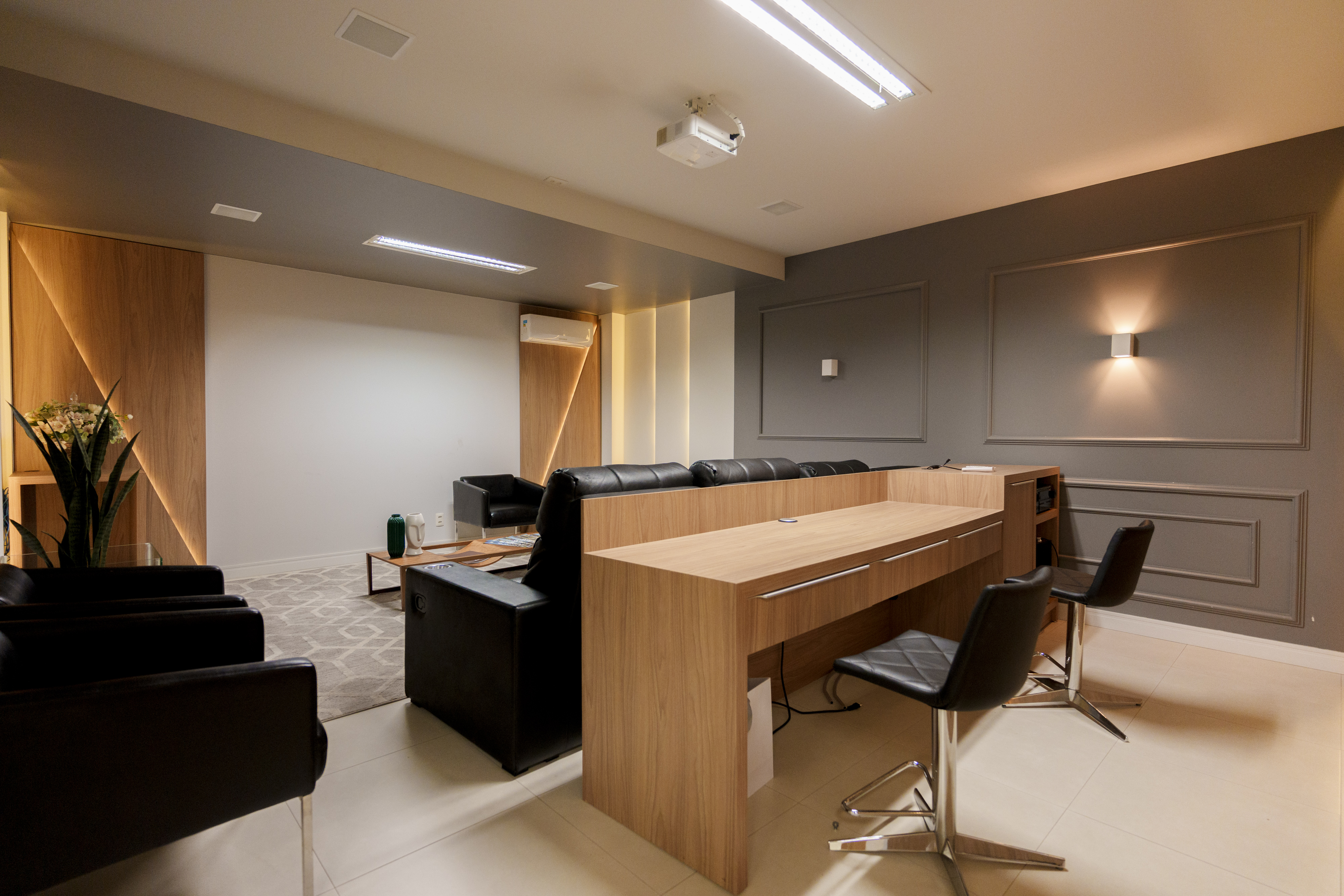 Imagem Sala Comercial à Venda, 626 m² em Centro - Cascavel