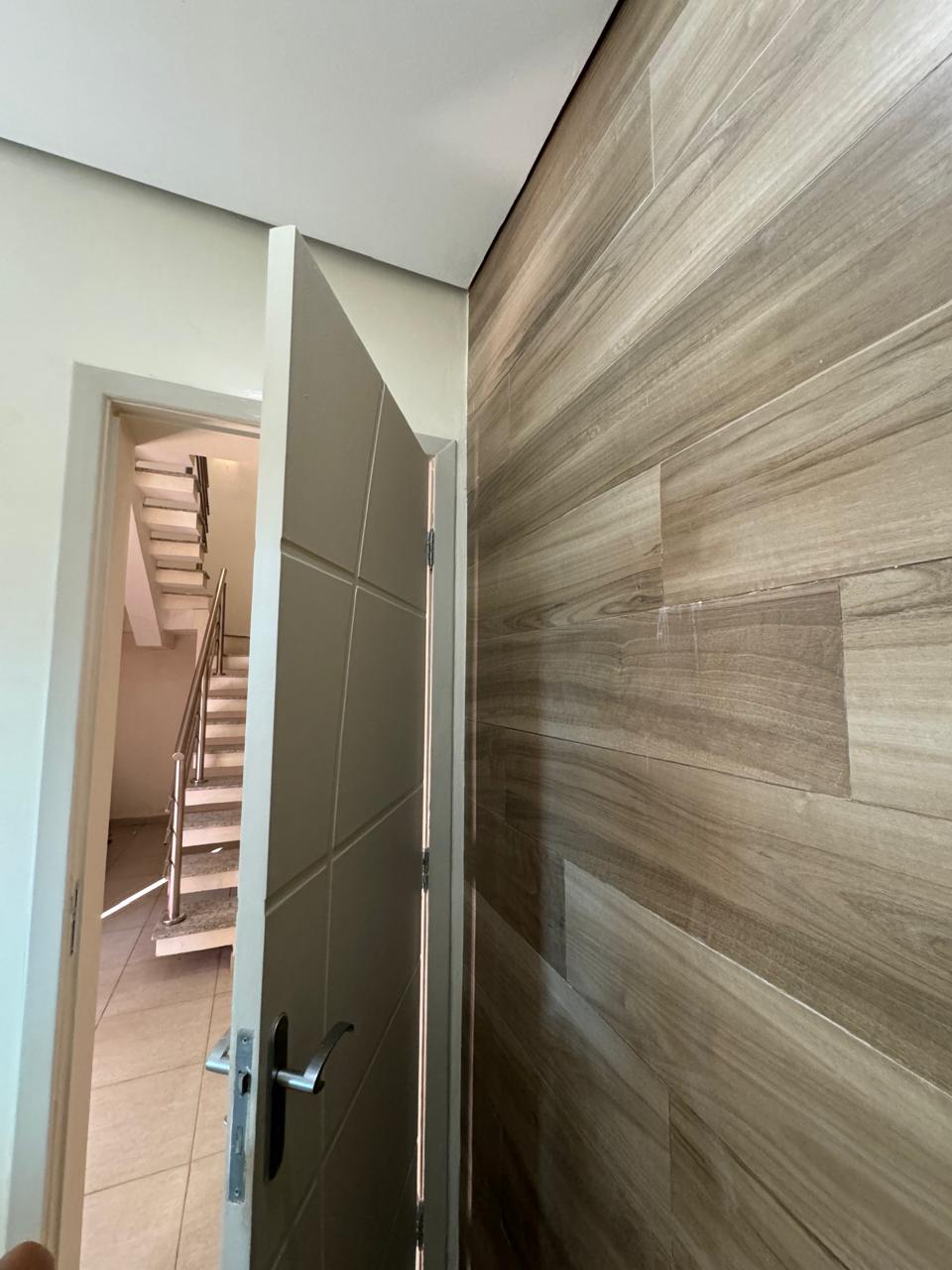 Imagem Casa de Condomínio com 4 Quartos à Venda, 300 m²em Arujá 5 - Arujá