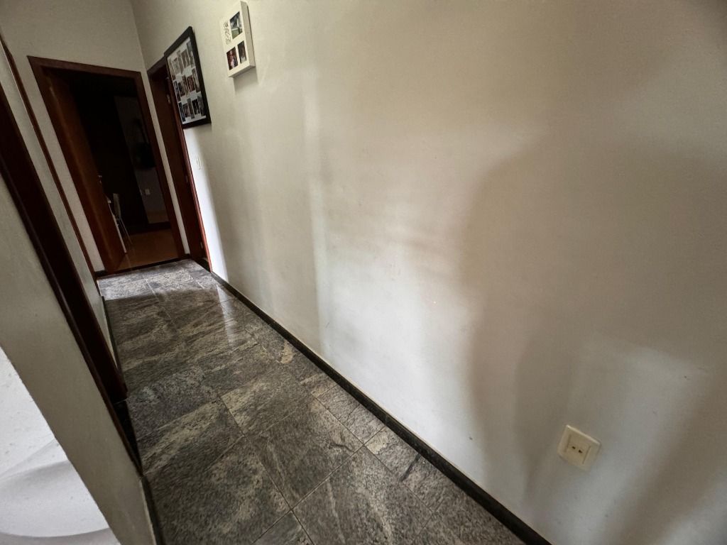 Imagem Casa com 4 Quartos à Venda, 249 m² em Tijuca - Contagem