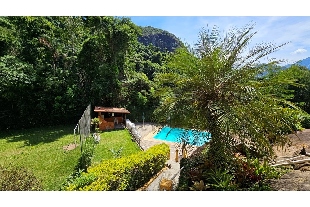Imagem Apartamento com 3 Quartos à Venda, 77 m² em Corrêas - Petrópolis