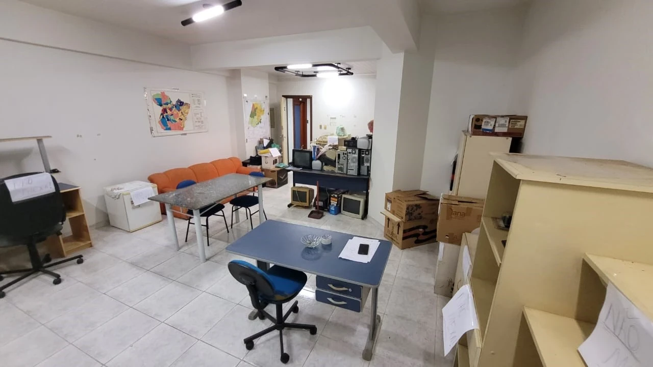 Imagem Sala Comercial à Venda, 61 metros em São Brás - Belém