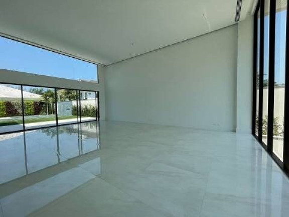 Imagem Casa de Condomínio com 5 Quartos à Venda, 1.100 m² em Barra da Tijuca - Rio de Janeiro