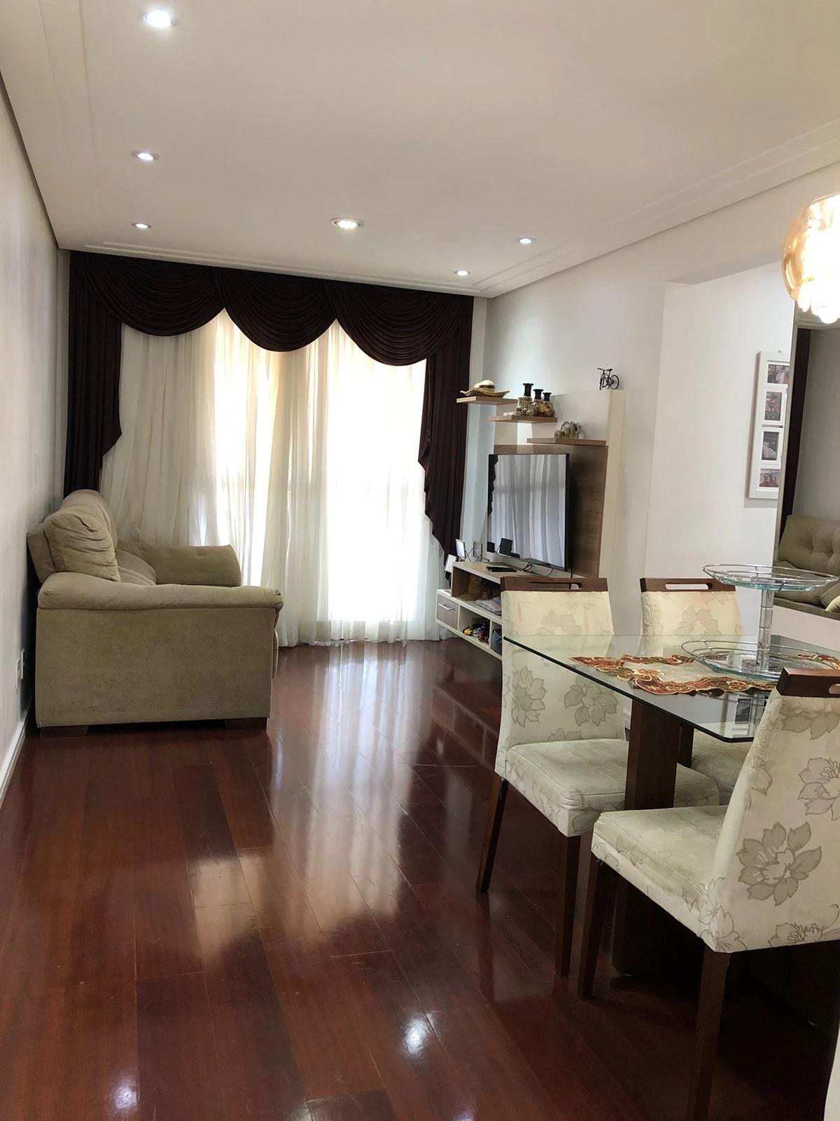 Imagem Apartamento com 3 Quartos à Venda, 75 m² em Vila Augusta - Guarulhos