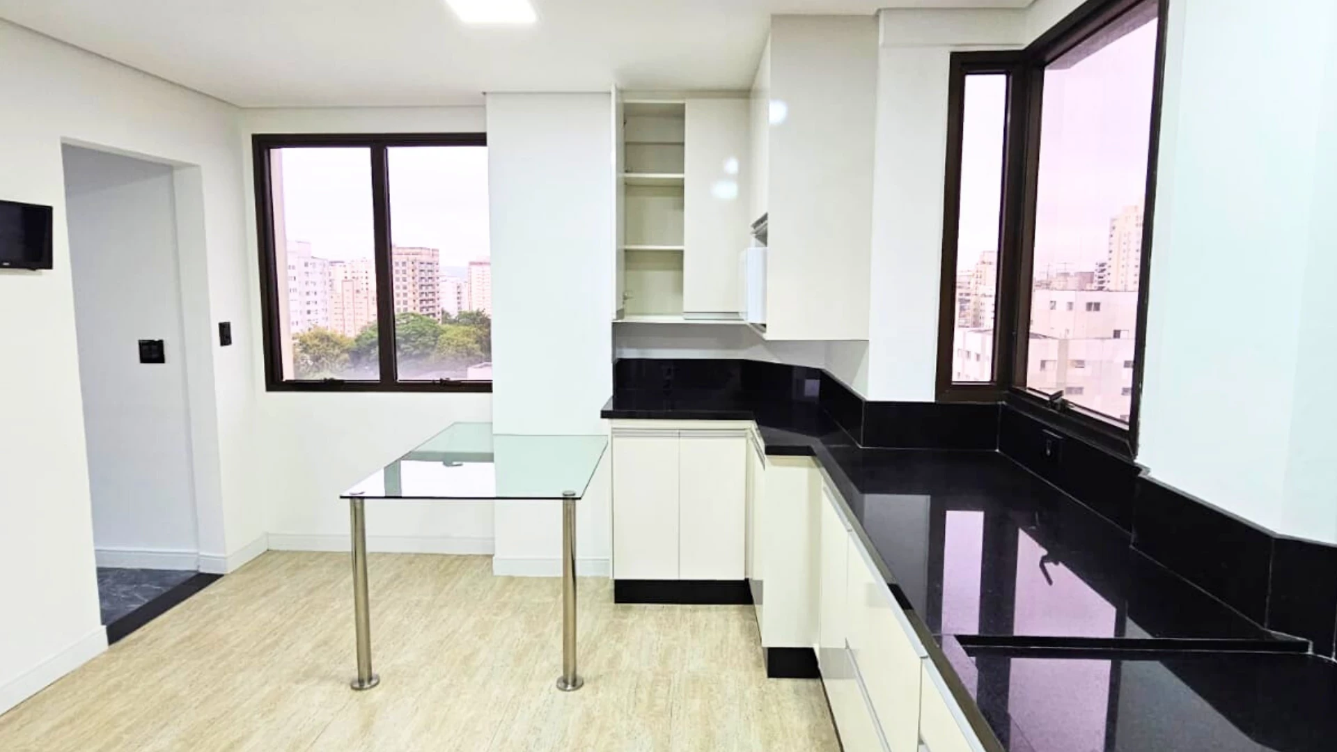 Imagem Apartamento com 3 Quartos à Venda, 210 m² em Sumaré - São Paulo