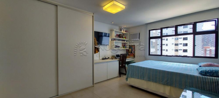 Imagem Apartamento com 2 Quartos à Venda, 130 m² em Boa Viagem - Recife