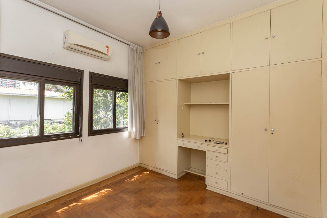 Imagem Casa com 2 Quartos à Venda ou Locação, 237 m² em Cidade Monções - São Paulo