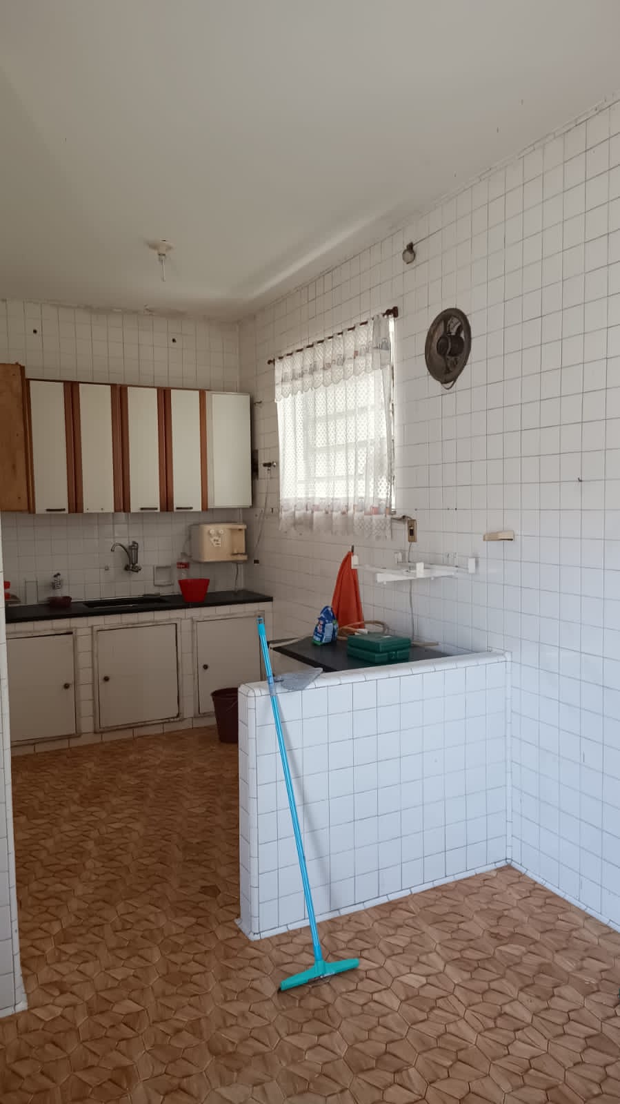 Imagem Casa com 5 Quartos à Venda, 300 m²em Moneró - Rio de Janeiro