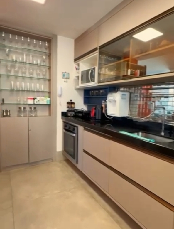 Imagem Apartamento com 3 Quartos à Venda, 136 m²em Praia da Costa - Vila Velha