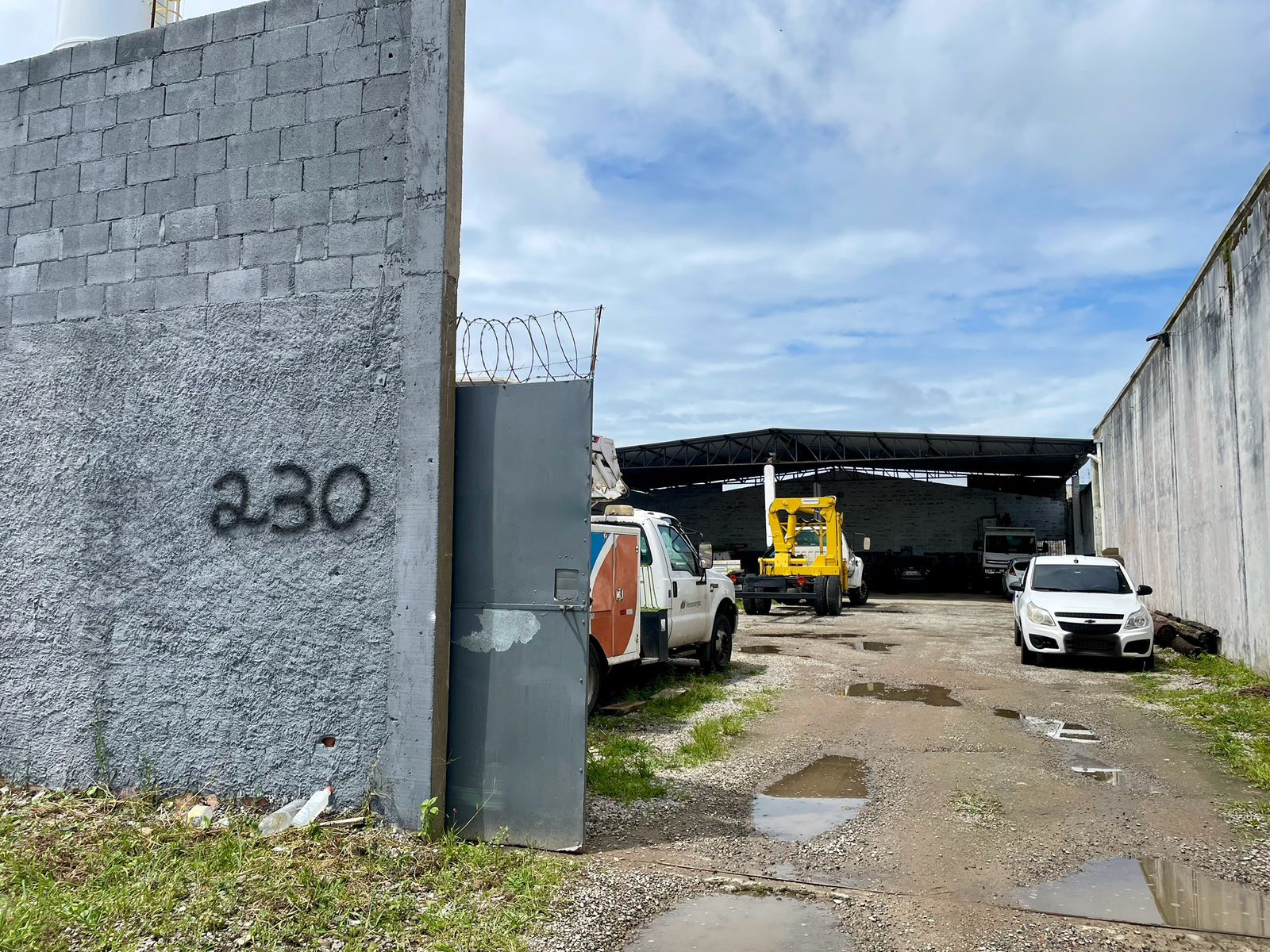 Galpão à Venda, 329 m²em chácara cibratel - Itanhaém