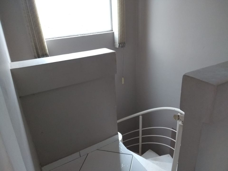 Foto do imóvel: Casa com 2 Quartos à Venda ou Locação, 120 m²em Vila Santo Antônio - Guarujá