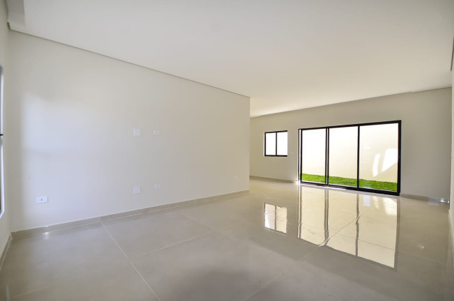 Imagem Sobrado com 3 Quartos à Venda,  em Boa Vista - Curitiba