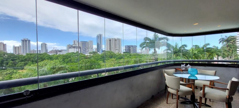 Apartamento com 3 Quartos à Venda, 227 m² em Ilha do Retiro - Recife