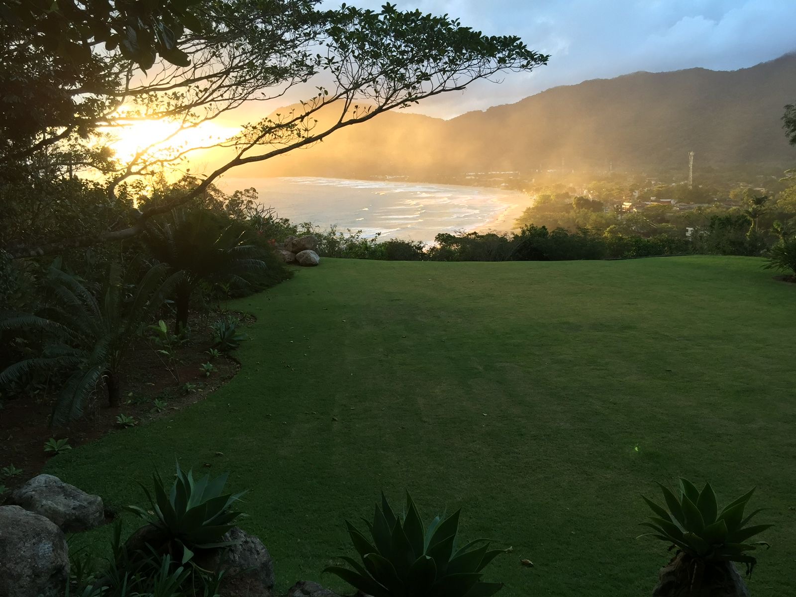Foto do imóvel: Casa de Condomínio com 5 Quartos à Venda, 4.028 m² em Maresias - São Sebastião